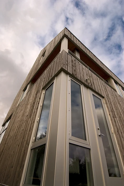 daylight photo showing new residential building exterior